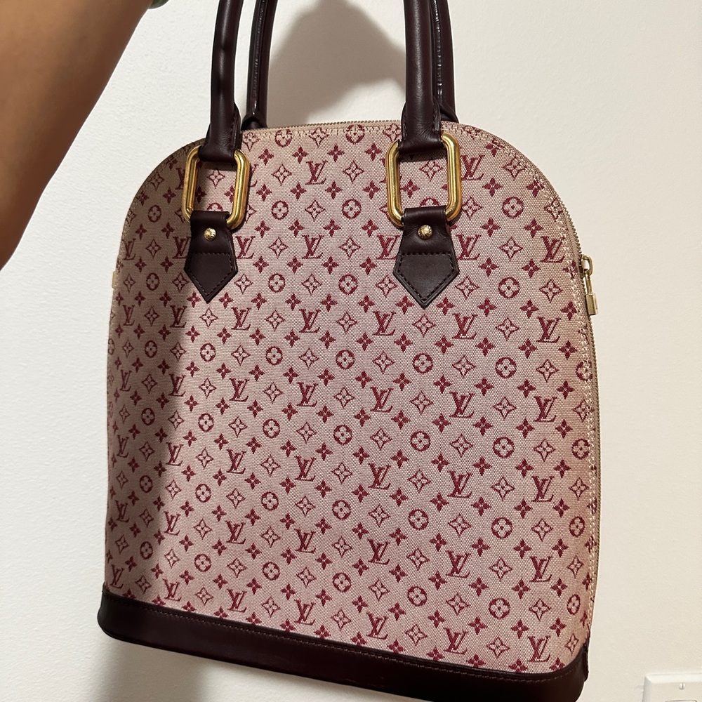 Louis Vuitton Red and Brown Satchel with Signature Pattern Alma - Picture 2 of 13